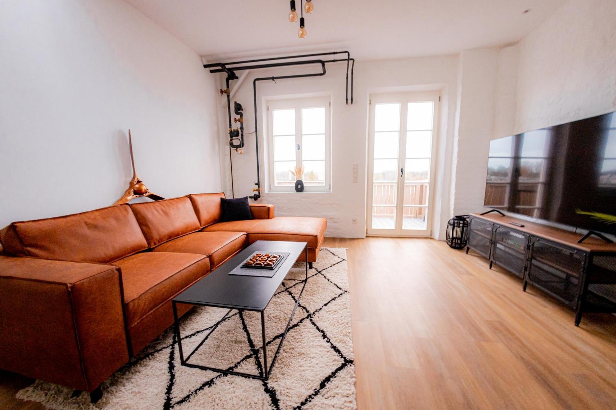 Highlight Am Stadtplatz Muehldorf - C4S Come4Stay - 2 Zimmer Wohnung I Bis Zu 5 Gaeste Pokoj fotografie